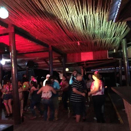 Hotel Y Restaurante Backpackers ริโอดุลเซ ภายนอก รูปภาพ