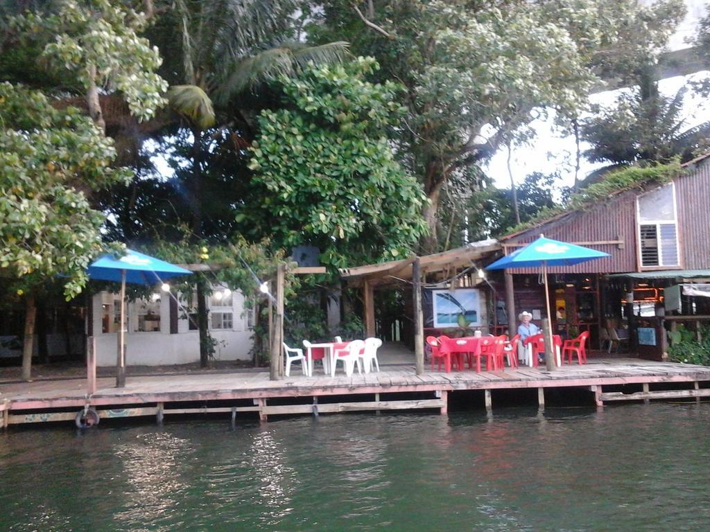 Hotel Y Restaurante Backpackers ริโอดุลเซ ภายนอก รูปภาพ