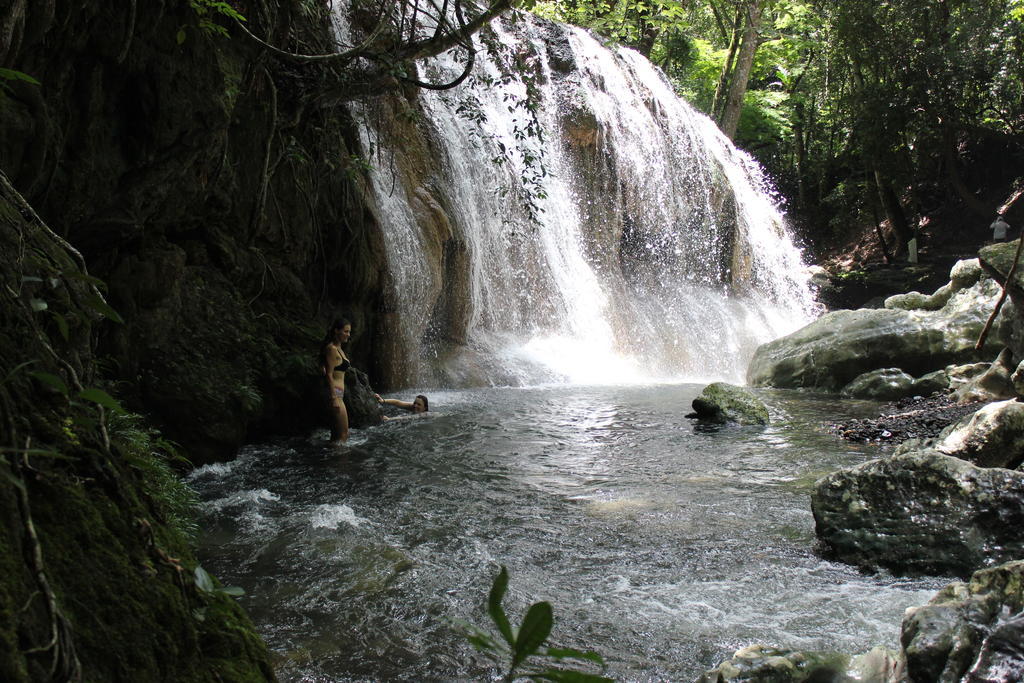 Hotel Y Restaurante Backpackers ริโอดุลเซ ภายนอก รูปภาพ