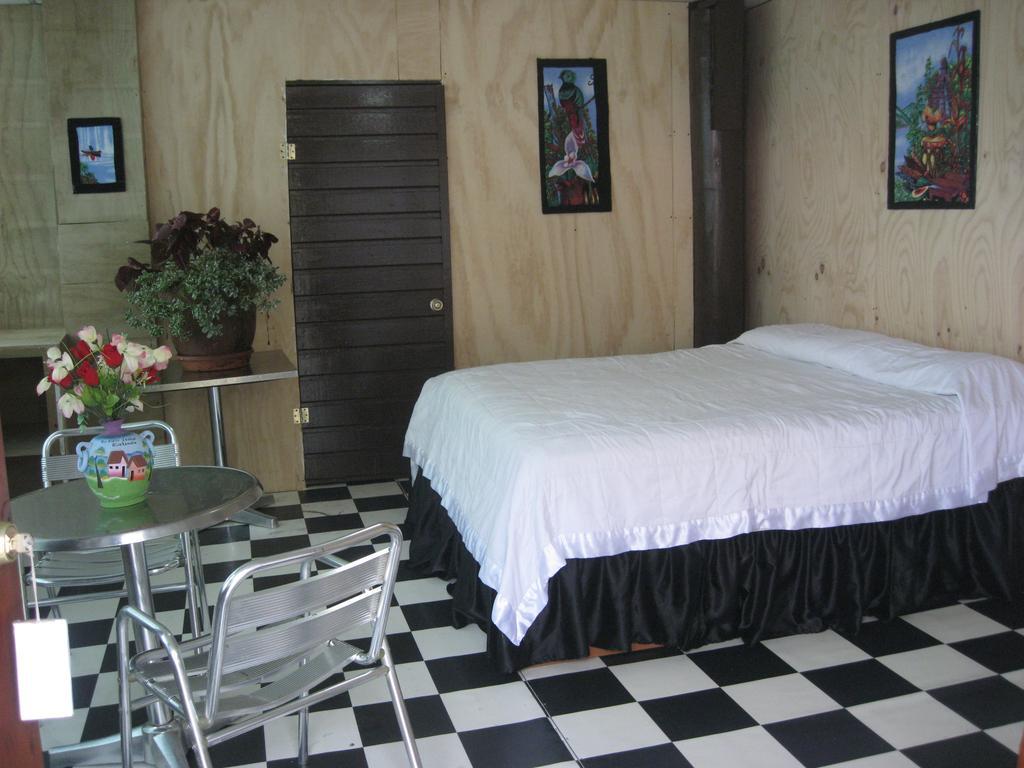 Hotel Y Restaurante Backpackers ริโอดุลเซ ห้อง รูปภาพ