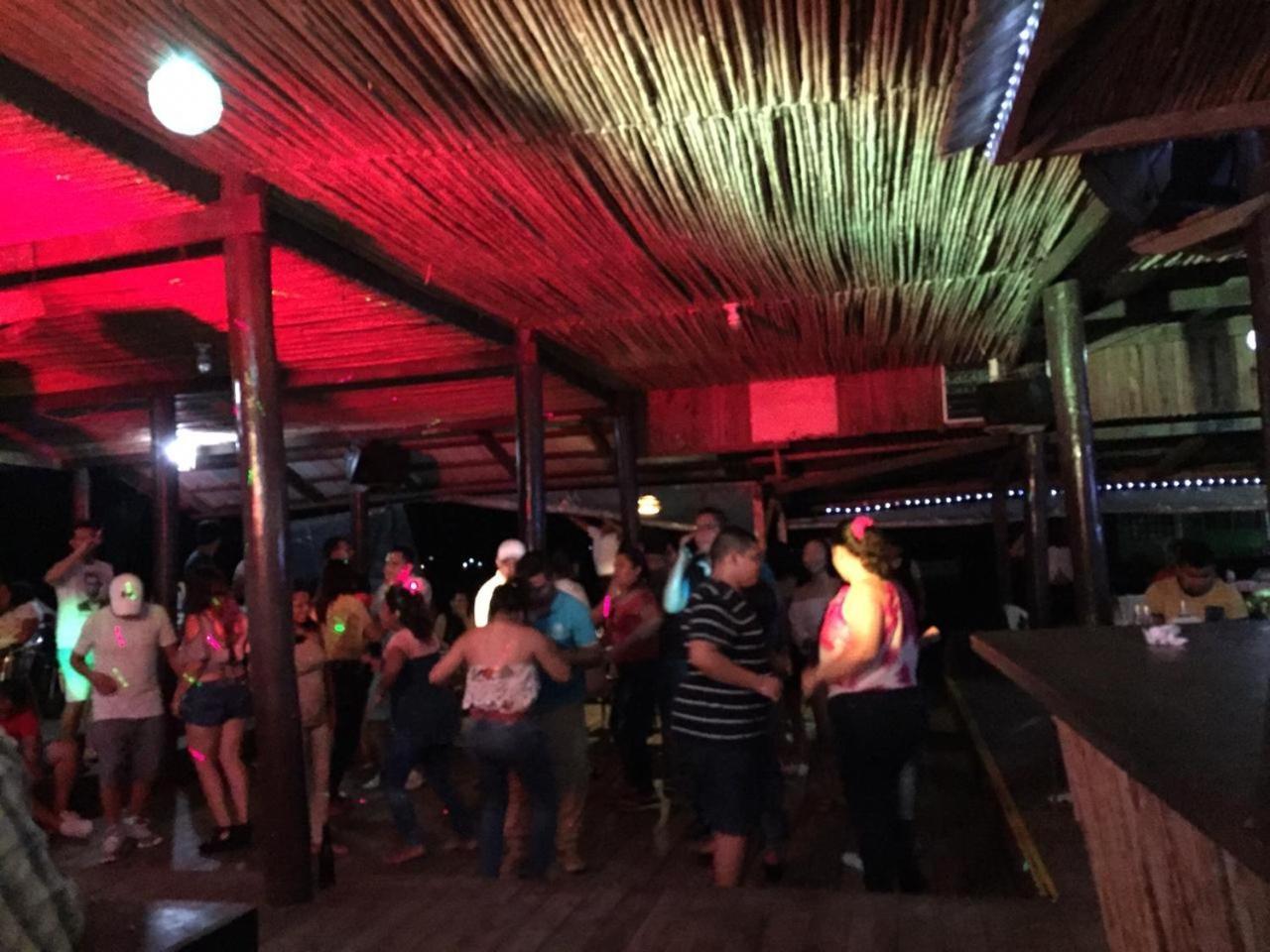 Hotel Y Restaurante Backpackers ริโอดุลเซ ภายนอก รูปภาพ